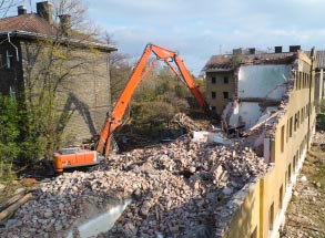 Demolice a likvidace obytných domů Škodova ulice Přerov