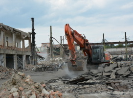 Demolice výrobní haly T2 Zetor - 06