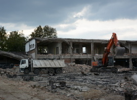 Demolice výrobní haly T2 Zetor - 07