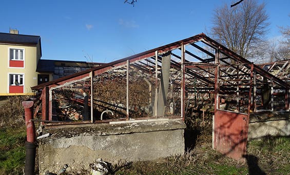 Demolice a likvidace skleníků v psychiatrické nemocnici Opava - 01