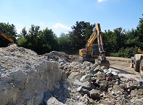 Demolice a likvidace objektů letiště Neředín v Olomouci 11