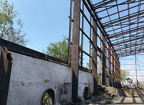 Likvidace a demolice vyhořelé ocelové haly Petřvald 11