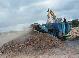 Drcení stavební suti Zetor Brno 05