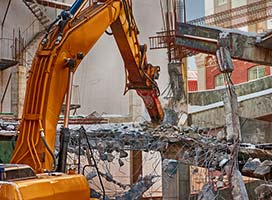 Demolice a likvidace staveb a konstrukcí