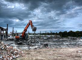 Demolice a likvidace staveb a konstrukcí