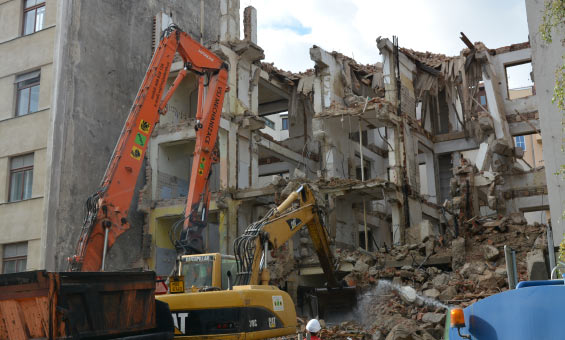 Demolice a likvidace budovy soudu v Brně - 03